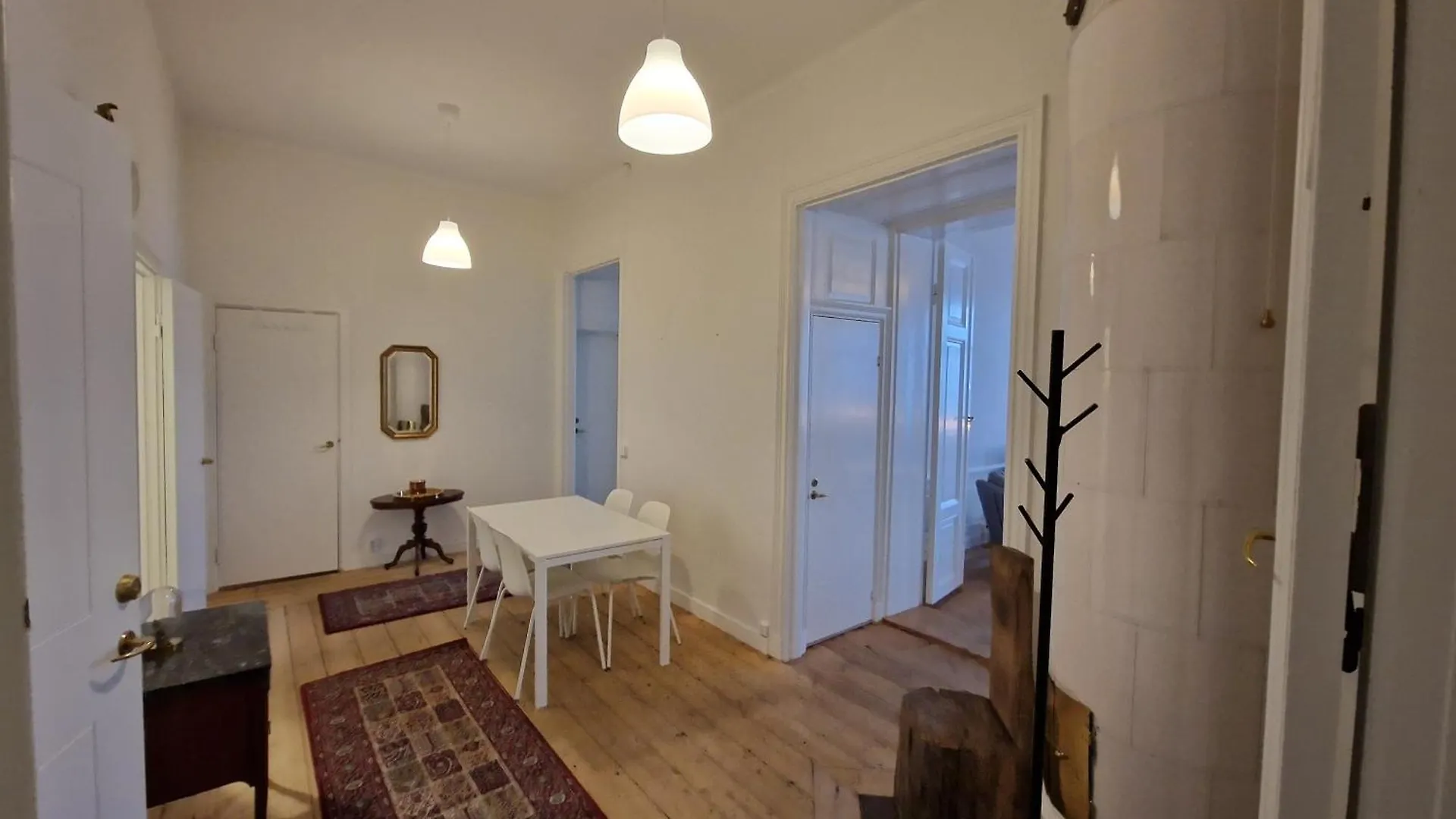 Home Inn Mrt19 Stockholm Apartment